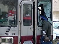 東武練馬駅で発生した快速電車への飛び込み事故の動画がキテマシタ。