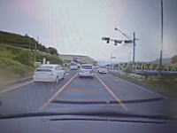 沼田市の国道17号線で起きたトラック追突死亡事故のドライブレコーダー映像が公開される。