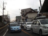 【神奈川】大迷惑ドライブレコーダー。渋滞を反対車線逆走で抜けようとしたヤツが。