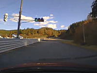 おいカプチーノ(´･_･`)サーキット走行でこれはひどい事故の車載ビデオ。