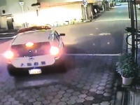 一通逆走でパトカーに衝突して逃げたワゴン車の動画（大阪）これ結局にげられた？