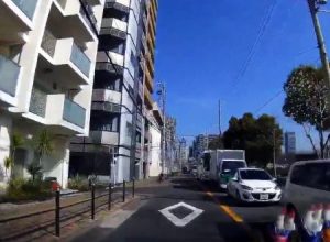 待てやゴラァ！大阪市北区のタクシーの運転が無茶苦茶すぎるという動画が人気に。