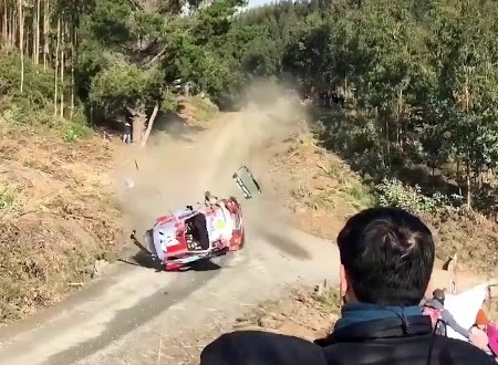 WRCチリで起きたティエリー・ヌービル（ヒュンダイ）の大クラッシュ映像が恐ろしい。