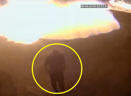 ガソリンスタンド爆発の炎から必死に逃げる人たちの映像。これはこえええ(@_@;)