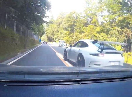 奥多摩周遊道路で高そうなポルシェとプチバトルになったトヨタ86乗りの車載ビデオ。