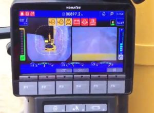 最新のKOMATSU油圧ショベル（PC350-11）の起動方法がカッコイイ動画。