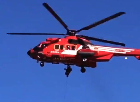 福島いわき市で救助中のヘリコプターが70代女性を高度40メートルから落下させてしまう。