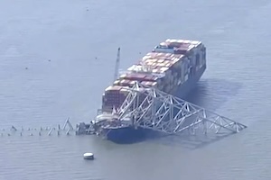 【動画】ボルチモア橋崩落事故で貨物船上の橋の残骸を爆破解体。