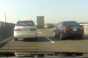 【10秒】車間距離の大切さがよく分かるドラレコ動画がこちら。