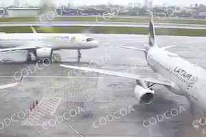 【動画】サンパウロの空港でLATAM航空のエアバス機同士が衝突する事故。