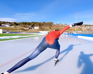 【動画】スピードスケート追走。五輪選手のトレーニング風景が格好いい。