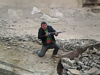 非常に楽しそうなおっさんたち動画。工事現場の削岩機で銃撃戦やってるｗｗ