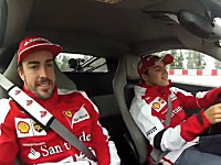 フェラーリのマッサとアロンソがお互いのドライブに同乗。お互い若干ひいてる