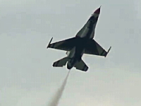 パイロット「戦闘機で遅乗りやったったｗｗｗｗｗ」極限までゆっくり飛ぶF-16s