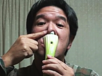 野菜で演奏する日本人のYouTubeが海外で話題に？ブロッコリーのオカリナ