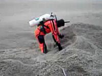 火山灰の海に潜る男。チリの火山灰がハンパない件。スクーバダイビング