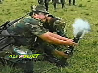 これはワロタｗｗｗな軍事動画。迫撃砲を発射する訓練でまさかのｗｗｗｗｗ