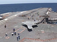 軍事動画。米海軍最新式の無人機「X-47B」空母から発進。テスト飛行成功