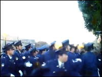 新宿中央公園で在特会、主権会、中国人関係者、警察官が入り乱れての大乱闘ｗ