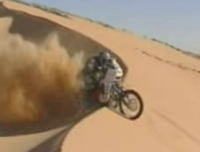 パリダカラリー砂漠をバイクで駆け抜ける！