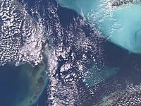 宇宙から見た非常に高画質な地表の映像。これは美しいナサナサ動画1080p