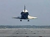 20日に地球に帰還したスペースシャトル「ディスカバリー」の着陸映像
