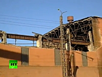 ロシアの隕石速報。破片の直撃を食らった工場が見るも無残な姿に。動画像