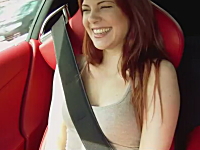 巨乳美女がLexusLFAの加速体験。排気音カッコイイな。これは車動画です。