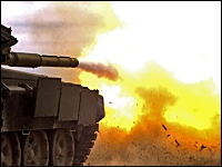 ロシアの軍事動画。戦車、歩兵戦闘車の主砲や重火器のスローモーション。