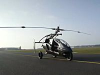 自動車が空を飛ぶ時代が到来。ヘリコプター型と飛行機型。どっちがお好き？