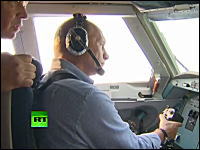 プーチンが森林火災で消火機を操縦した事になってるが動画を見ると少し怪しいｗ