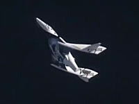 VSSエンタープライズ、大気圏再突入「フェザーモード」のテスト飛行に成功