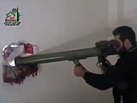 シリア動画。アサド軍の戦車をロケットランチャーの一撃で仕留める反政府兵