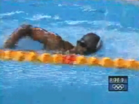 水泳１００ｍ自由形で溺れそうになるギニアの選手　シドニー五輪