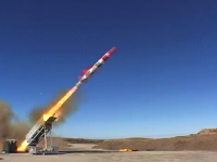軍事動画。ステルスミサイルの発射、超低空巡航、命中精度のテスト映像。